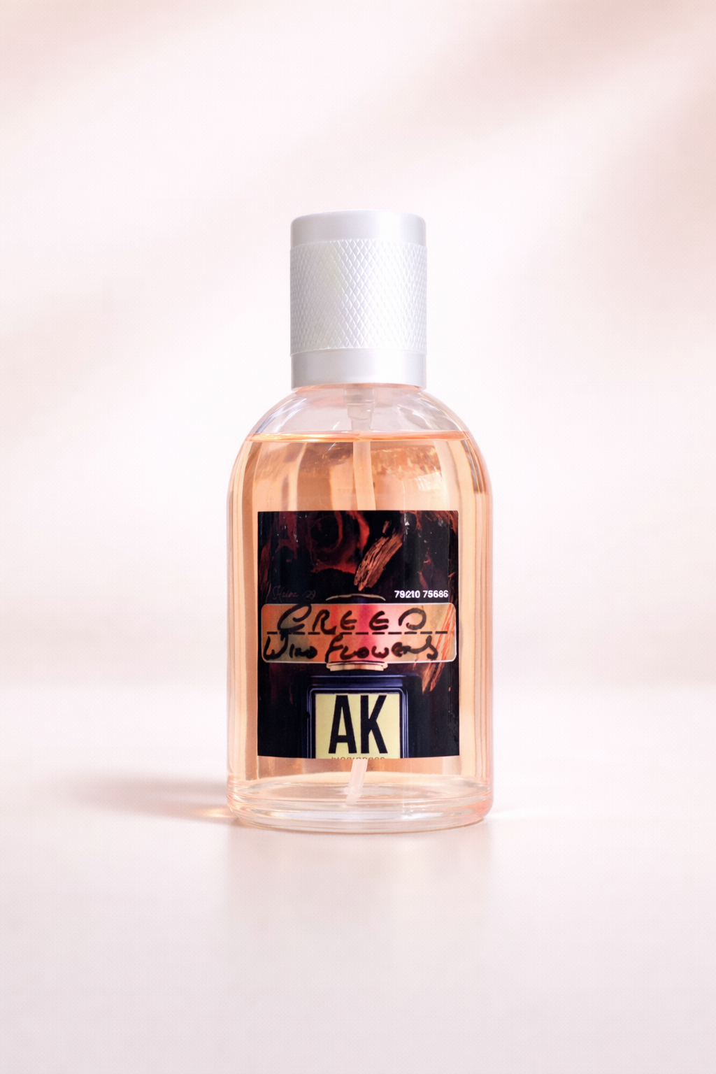 Discover the difference between designer fragrances and exclusive niche perfume houses — and learn which one suits your style best.